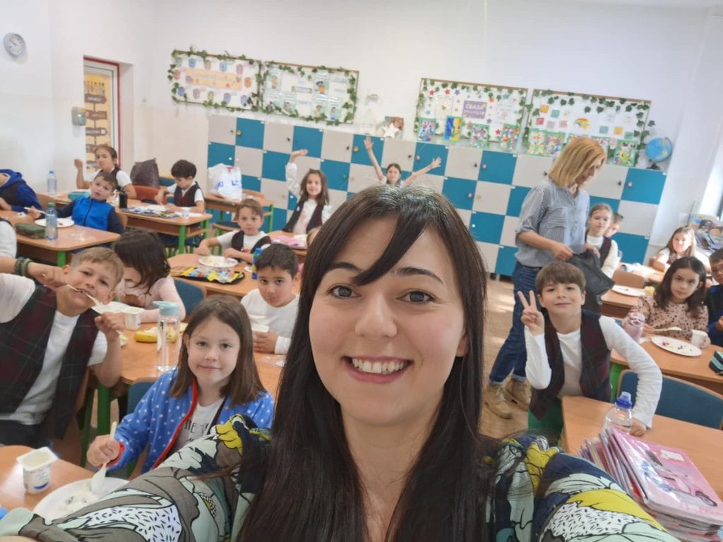 Atelier Desert Prietenos clasa a 1-a susținute de Asociația Bioza prin Oana Teslaru la Școala Gimnazială nr. 30 Timișoara