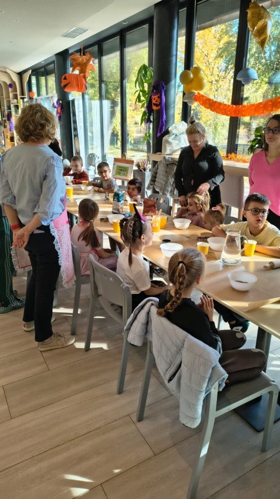 Atelier desert sănătos - Biscuiti din ingrediente naturale susținut de Asociația Bioza prin Oana Teslaru la Nest - Parcul Copiilor Timișoara