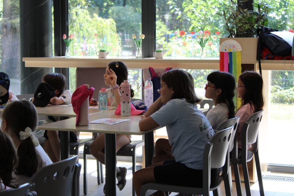 Atelier de dezvoltare emoțională – Cum îmi înțeleg emoțiile susținute de Asociația Bioza prin Oana Teslaru la Comunitatea locală Timișoara