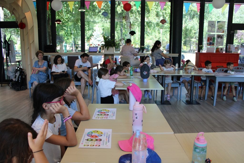 Atelier de dezvoltare emoțională – Cum îmi înțeleg emoțiile susținute de Asociația Bioza prin Oana Teslaru la Comunitatea locală Timișoara