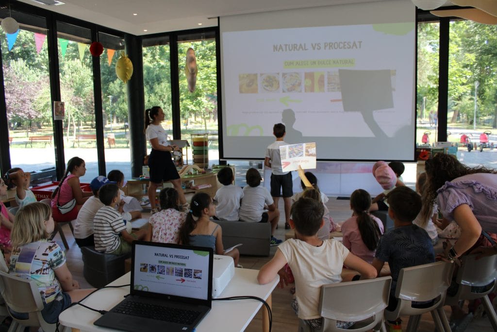 Atelier de nutriție – Natural vs procesat susținute de Asociația Bioza prin Oana Teslaru la Comunitatea locală Timișoara