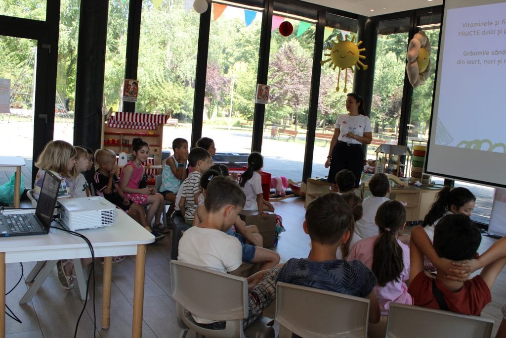 Atelier de nutriție – Natural vs procesat susținute de Asociația Bioza prin Oana Teslaru la Comunitatea locală Timișoara