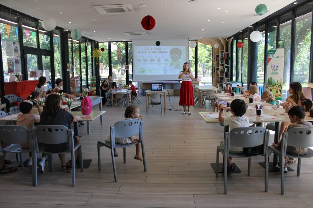 Atelier de prevenție medicală – Grija față de propriul corp susținute de Asociația Bioza prin Oana Teslaru la Comunitatea locală Timișoara